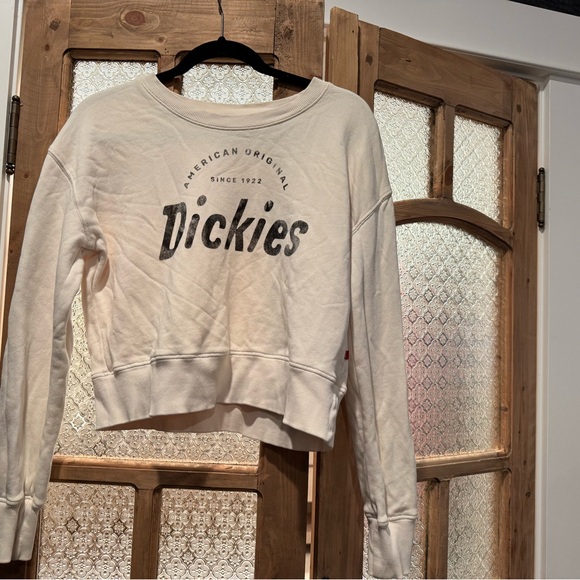 Dickies Tops - Dickies Cream Crewneck with Logo